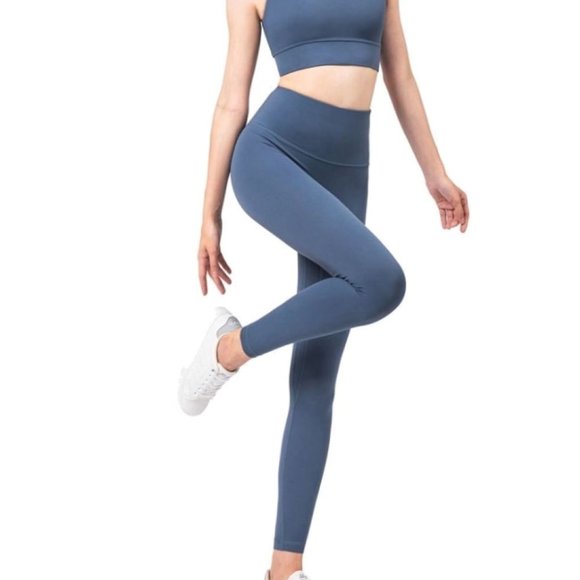 Buttery Soft Yoga Leggings and Bra Set - Picture 1 of 4